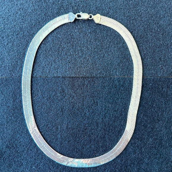 Milor Herringbone Necklace - Picture 1 of 2